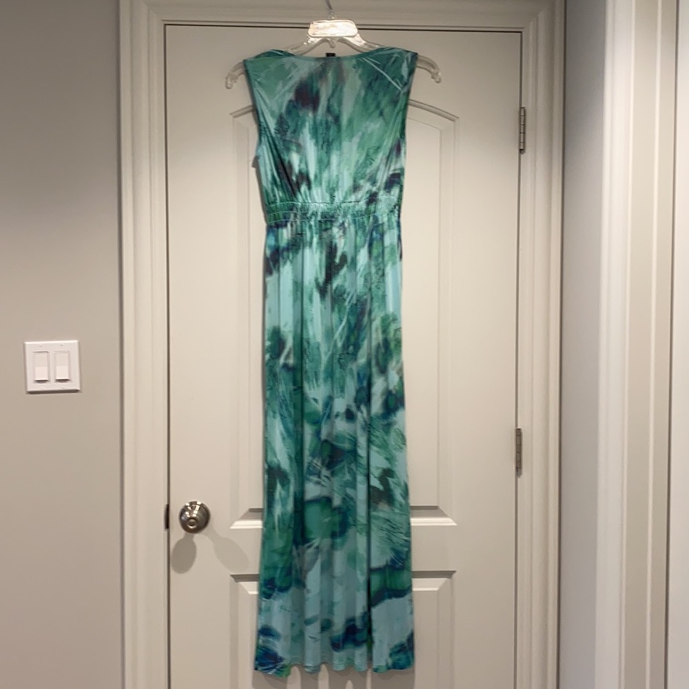 Summer Dress - Picture 3 of 6